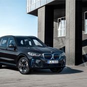 BMW iX3 v novém. Větší mřížka a M paket přicházejí jako standard